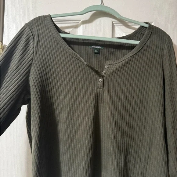 Women's Wild Fable Long Sleeve Crop Top - Picture 3 of 7